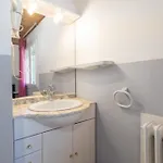 3 Entre 2 Et 4 Personne Reynès