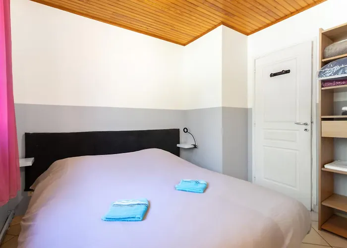 3 Entre 2 Et 4 Personne Casa vacanze *